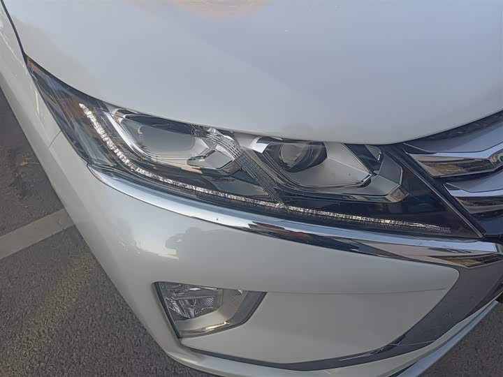 Mitsubishi Eclipse Cross 2021 2021款 1.5T CVT两驱信念版