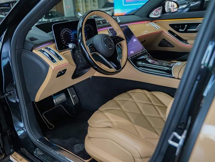 Mercedes-Benz Maybach S-Class 2022 2022款 S 680 4MATIC Virgil Abloh 限量版
