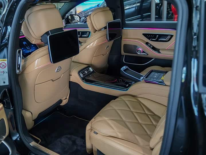 Mercedes-Benz Maybach S-Class 2022 2022款 S 680 4MATIC Virgil Abloh 限量版
