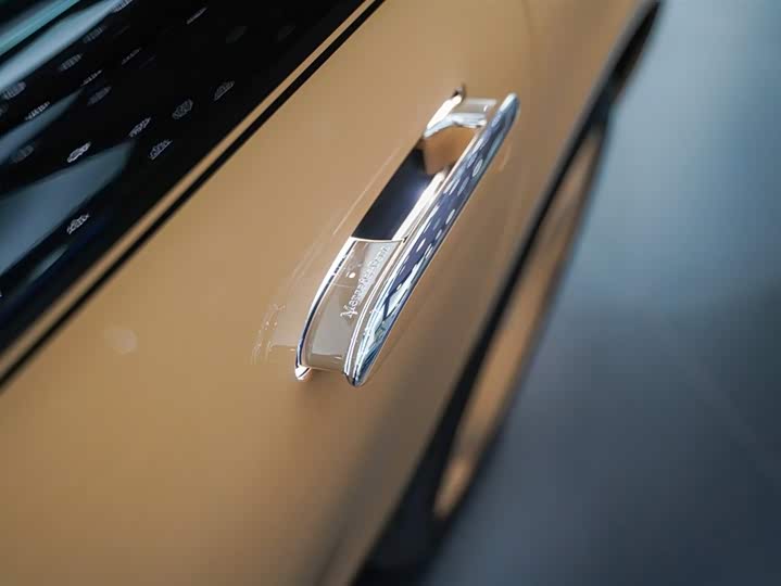 Mercedes-Benz Maybach S-Class 2022 2022款 S 680 4MATIC Virgil Abloh 限量版