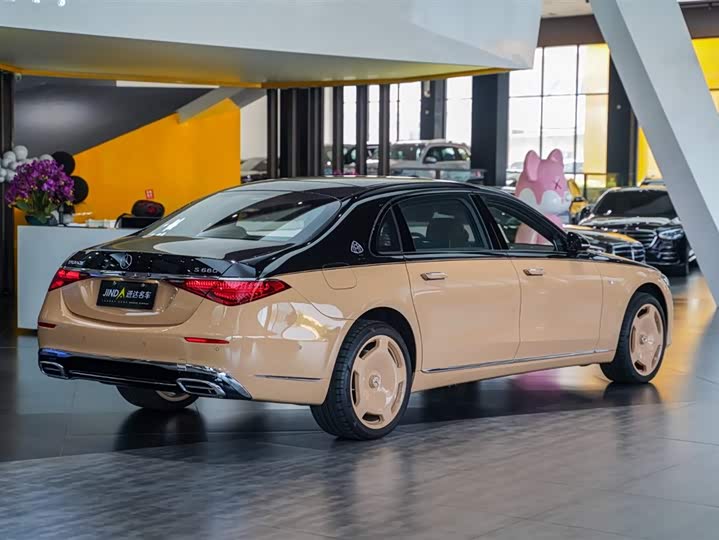 Mercedes-Benz Maybach S-Class 2022 2022款 S 680 4MATIC Virgil Abloh 限量版