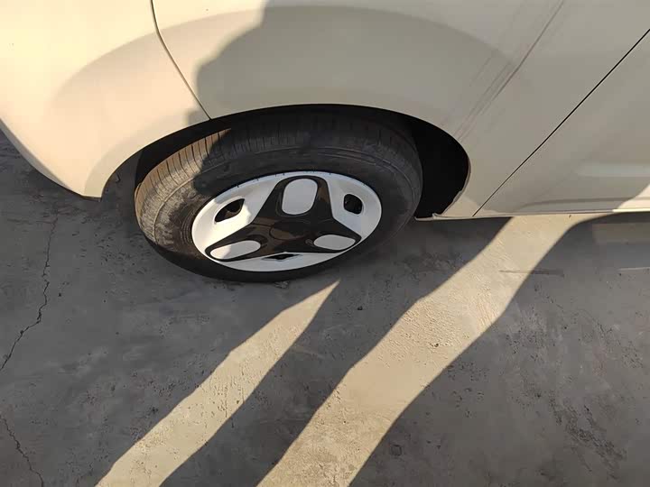 Geely Galaxy Panda Mini 2025 2025款 熊猫mini 210km 元气熊