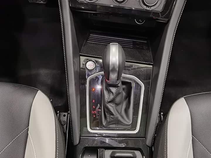 Jetta VS7 2024 2024款 280TSI 自动荣耀版