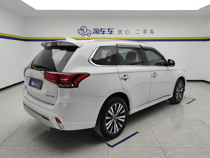 Mitsubishi Outlander 2021 2021款 2.0L 两驱畅享版 5座