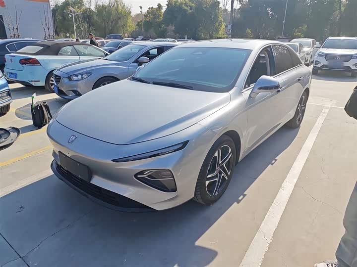 Roewe D7 2023 2023款 EV 510km 后驱旗舰版