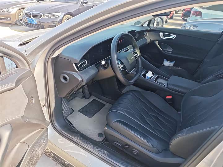 Roewe D7 2023 2023款 EV 510km 后驱旗舰版