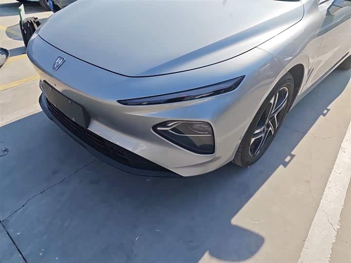 Roewe D7 2023 2023款 EV 510km 后驱旗舰版