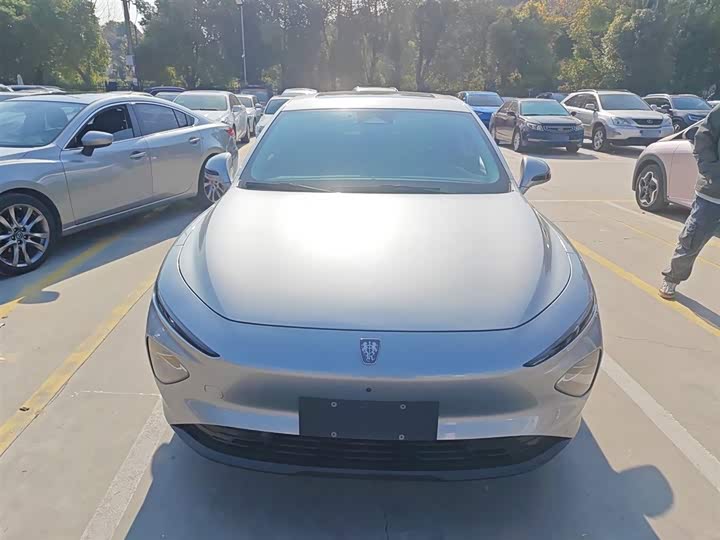 Roewe D7 2023 2023款 EV 510km 后驱旗舰版