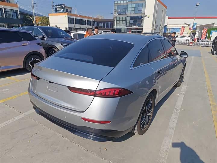 Roewe D7 2023 2023款 EV 510km 后驱旗舰版