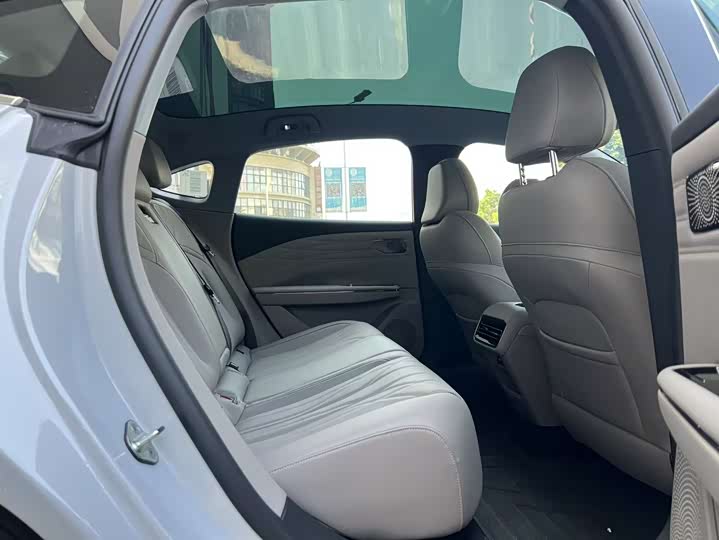 Geely Galaxy Starshine 8 EM-i 2025 2025款 130km EM-i 尊享版