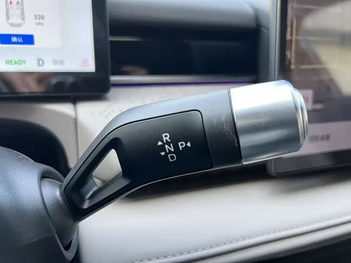 Geely Galaxy Starshine 8 EM-i 2025 2025款 130km EM-i 尊享版