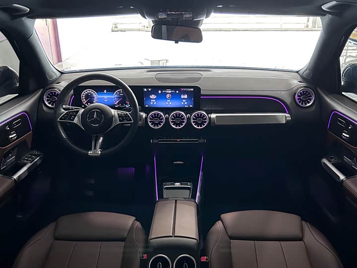 Mercedes-Benz GLB-Class 2025 2025款 GLB 220 时尚型