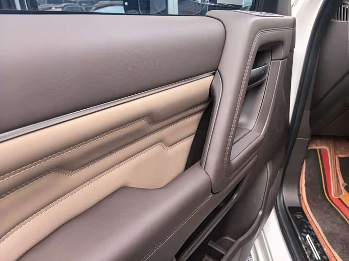 BAIC Beijing BJ60 2022 2022款 2.0T 十一版 七座