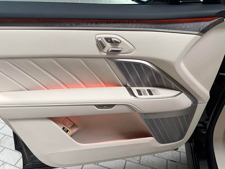 Nio Onvo L90 2025 2025款 Ultra 六座版