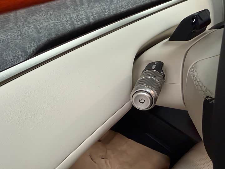 Nio Onvo L90 2025 2025款 Ultra 六座版