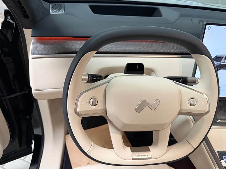 Nio Onvo L90 2025 2025款 Ultra 六座版