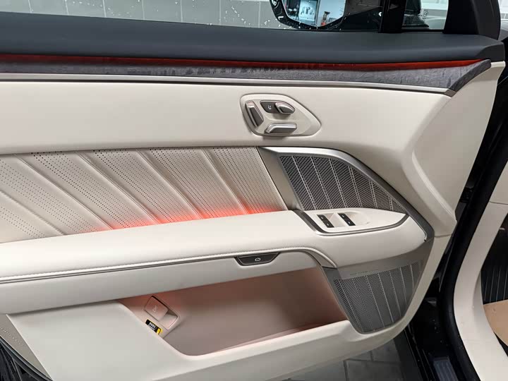 Nio Onvo L90 2025 2025款 Ultra 六座版