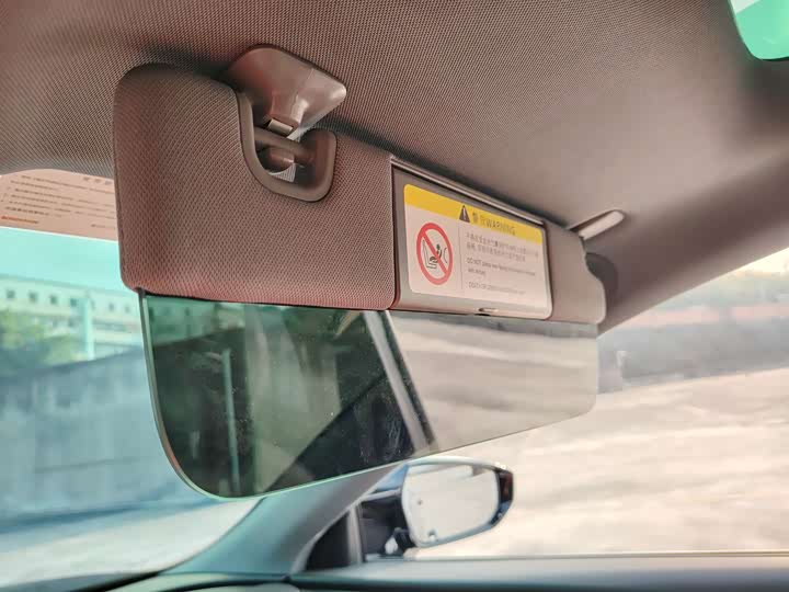 Geely Galaxy Starshine 8 EM-i 2025 2025款 130km EM-i 尊享版