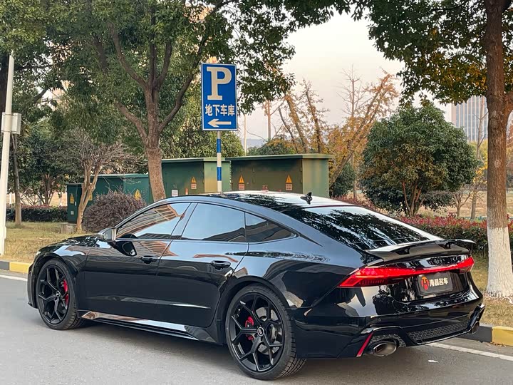 Audi RS 7 2024 2024款 RS 7 4.0T Sportback performance