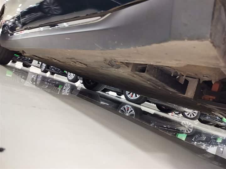 Hongqi E-QM5 2024 2024款 610km PLUS