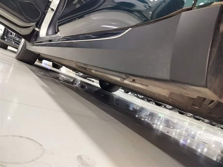 Hongqi E-QM5 2024 2024款 610km PLUS