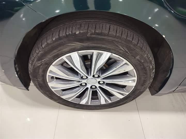 Hongqi E-QM5 2024 2024款 610km PLUS