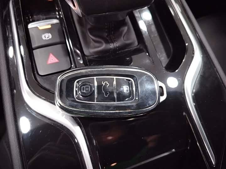 Hongqi E-QM5 2024 2024款 610km PLUS