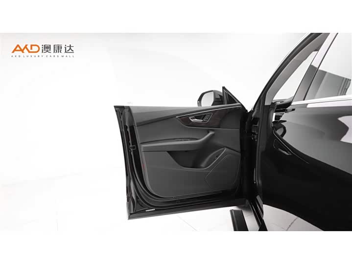 Audi Q8 2022 2022款 45 TFSI 豪华动感型