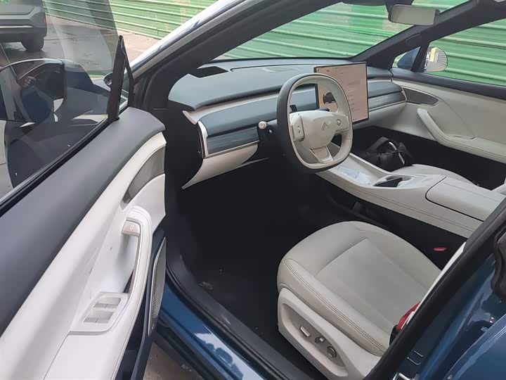 Nio Onvo L60 2024 2024款 60kWh 四驱版