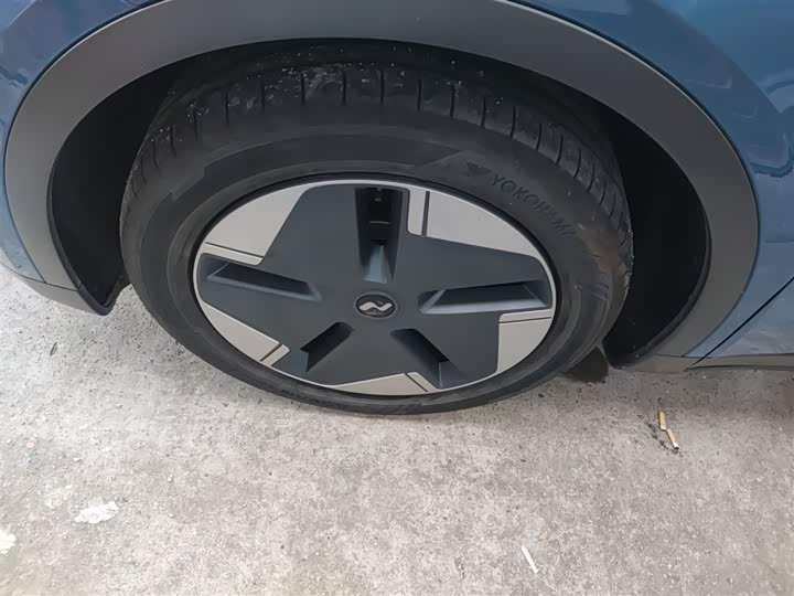 Nio Onvo L60 2024 2024款 60kWh 四驱版