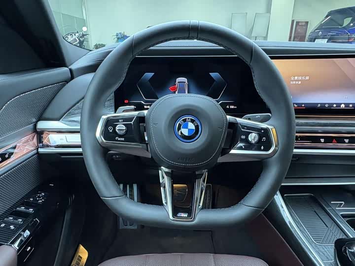 BMW i7 2023 2023款 eDrive50L 尊享M运动套装