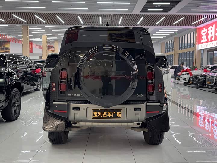Land Rover Defender 2025 2025款 110 3.0T P400 X-Dynamic HSE
