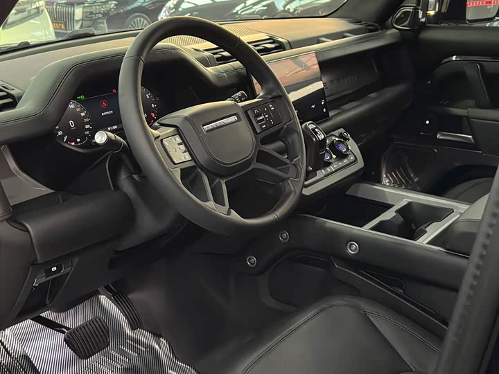 Land Rover Defender 2025 2025款 110 3.0T P400 X-Dynamic HSE