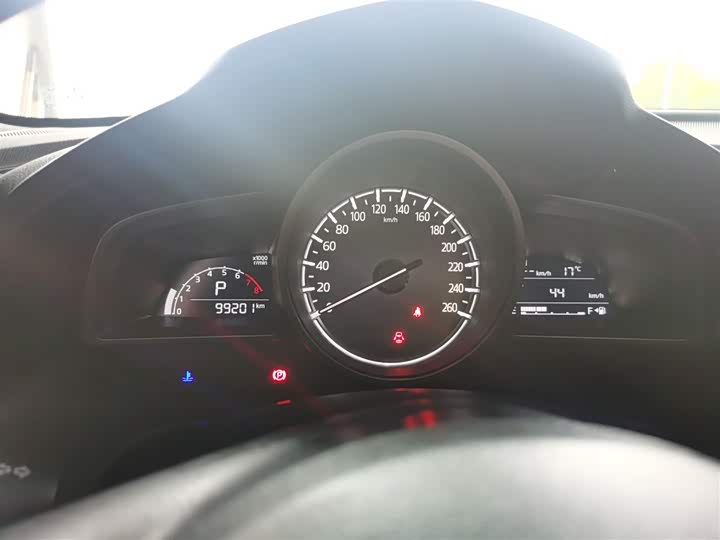 Mazda CX-4 2021 2021款 2.0L 自动两驱蓝天活力版