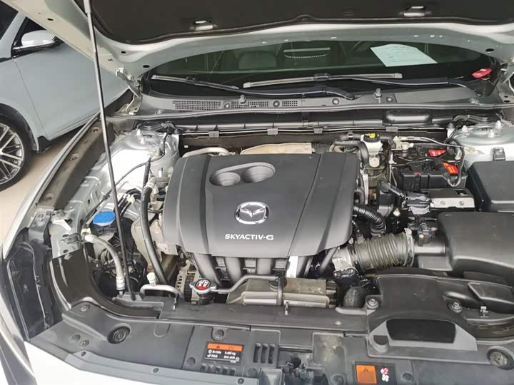 Mazda CX-4 2021 2021款 2.0L 自动两驱蓝天活力版