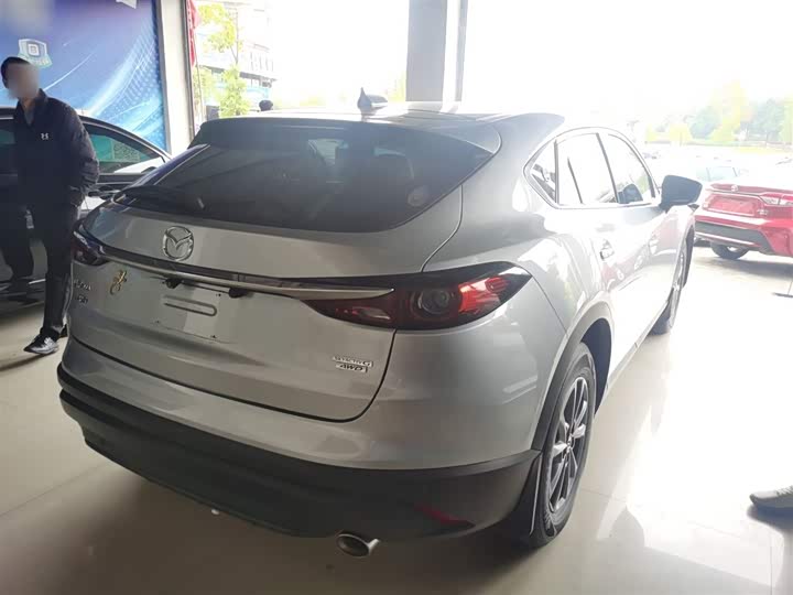 Mazda CX-4 2021 2021款 2.0L 自动两驱蓝天活力版