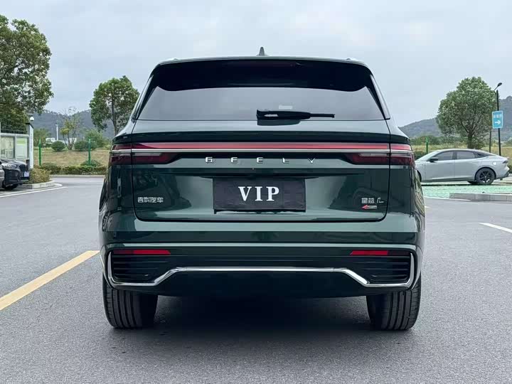 Geely Monjaro 2025 2025款 东方曜 2.0TD 自动四驱望月版