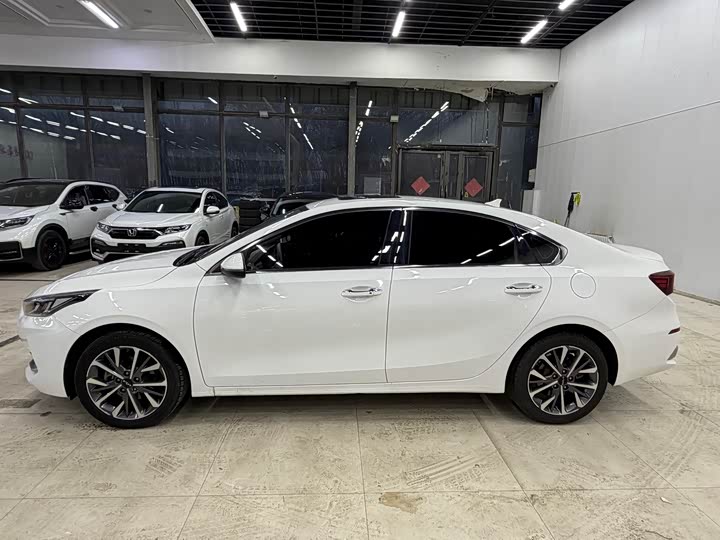 Kia K3 2021 2021款 1.5L CVT时尚版