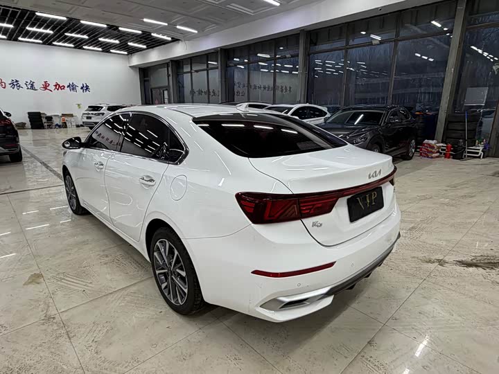 Kia K3 2021 2021款 1.5L CVT时尚版