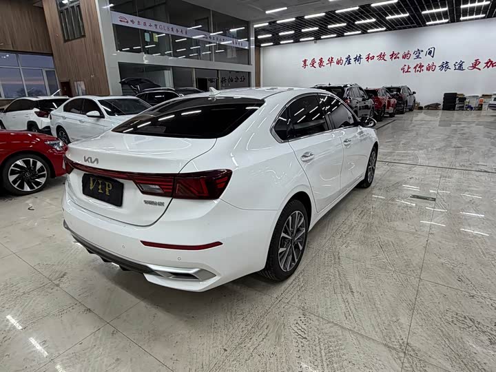 Kia K3 2021 2021款 1.5L CVT时尚版