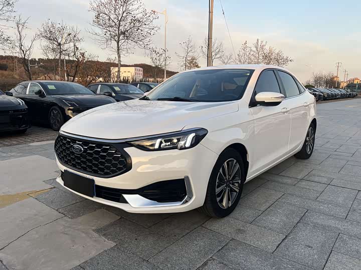 Ford Escort 2021 2021款 1.5L 自动钻石版