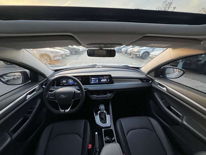 Ford Escort 2021 2021款 1.5L 自动钻石版