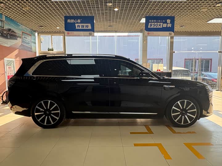 Aito M9 2025 2025款 增程 Ultra版 52kWh 6座版