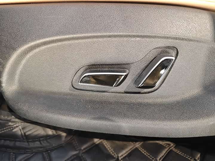 BYD Song L DM-i Hybrid 2025 2025款 智驾版 160km 超越型