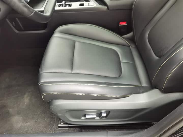 Bestune B70 2024 2024款 第四代 2.0T 领御版