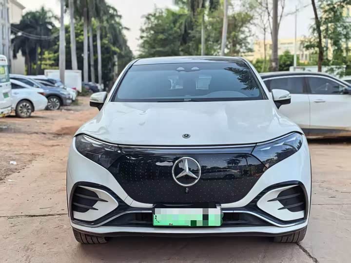 2023 Mercedes-Benz EQS SUV