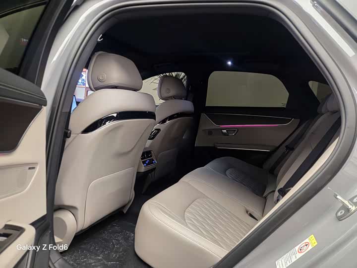 BYD Han 2025 2025款 DM-i 智驾版 125KM激光雷达旗舰型