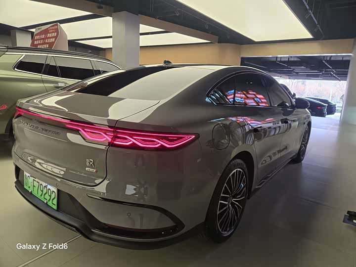 BYD Han 2025 2025款 DM-i 智驾版 125KM激光雷达旗舰型