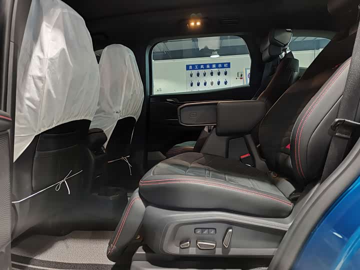 Ford Edge 2023 2023款 锐界L 2.0T EcoBoost E混动四驱七座 STLine