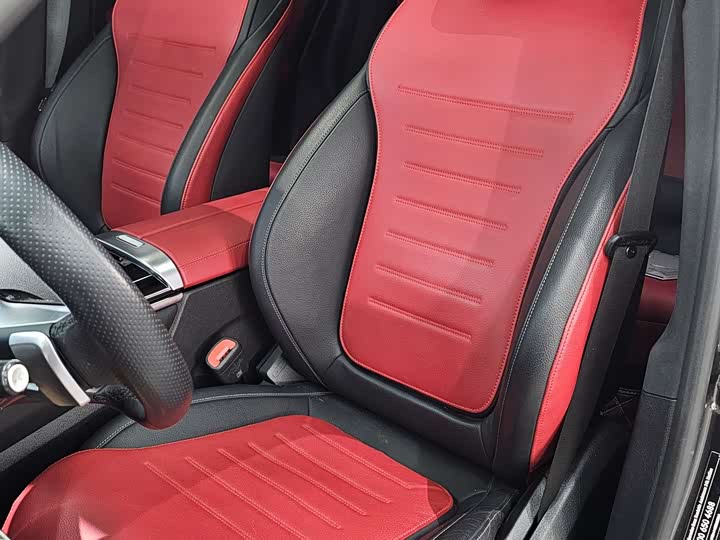 Mercedes-Benz GLC-Class Coupe 2024 2024款 GLC 300 4MATIC 轿跑SUV